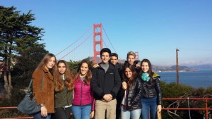 Sullo sfondo il Golden Gate Bridge